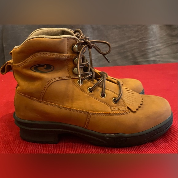 ROPER LADIES HORSESHOES SIZE 9
Used but great shape. Clean like bunny slippers! - Picture 4 of 12